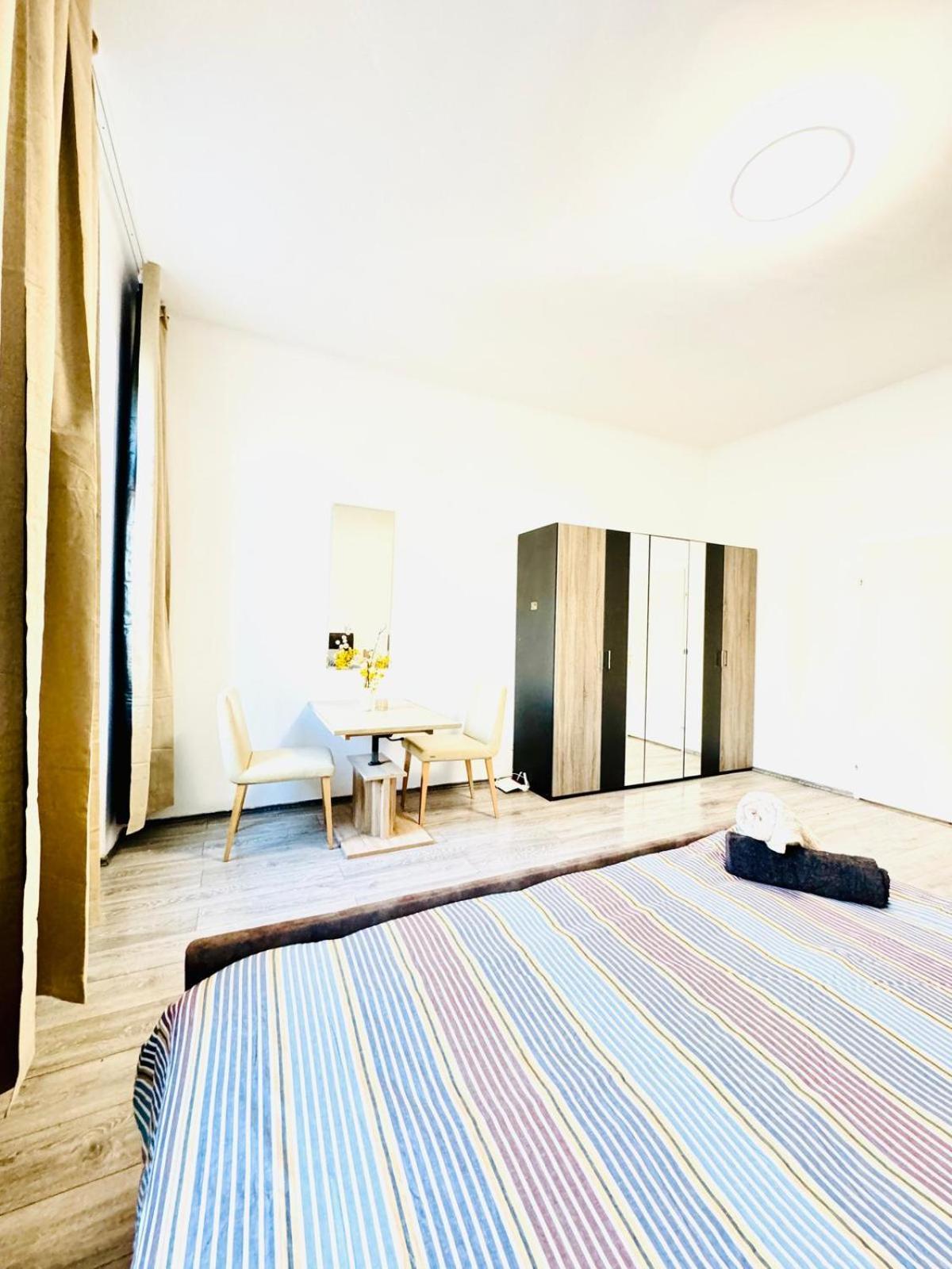 Appartement Comfy 3br In A Shared Apt, 10min To Fac Platz