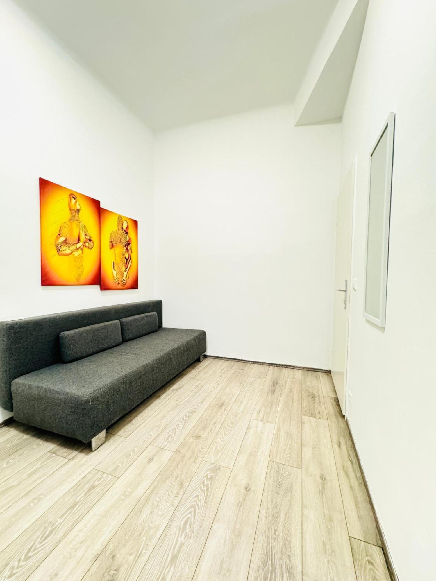 Comfy 3br In A Shared Apt, 10min To Fac Platz Appartement